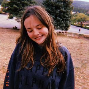 Meet your Posher, Adrianah